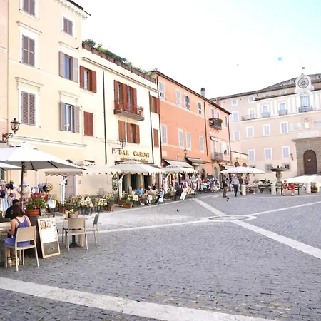 Dolce Apartment Castel Gandolfo